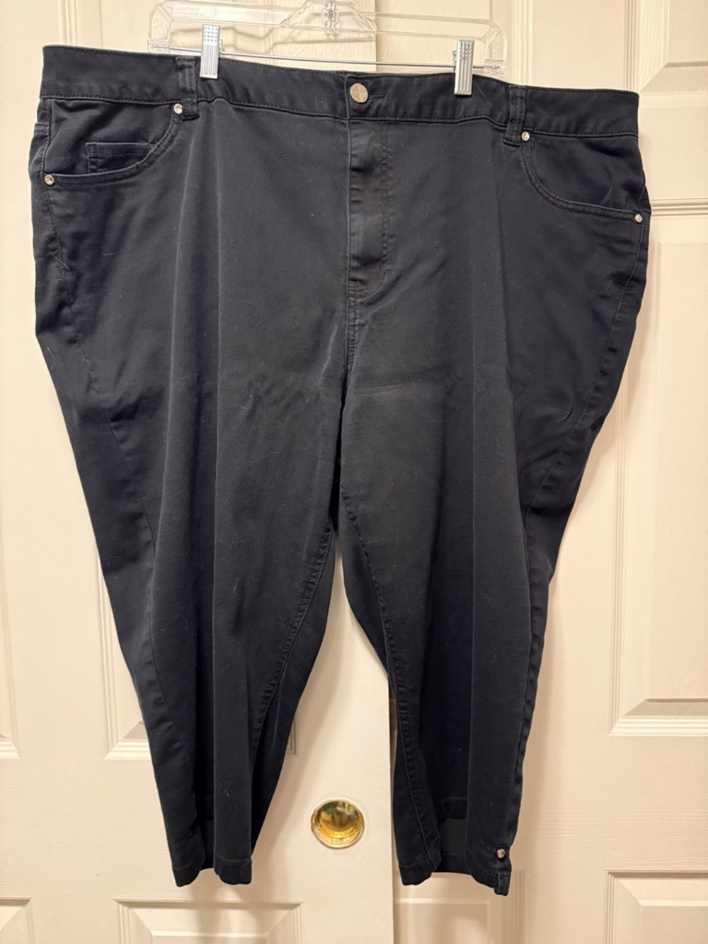 Catherines Black Sateen Stretch cropped Pants